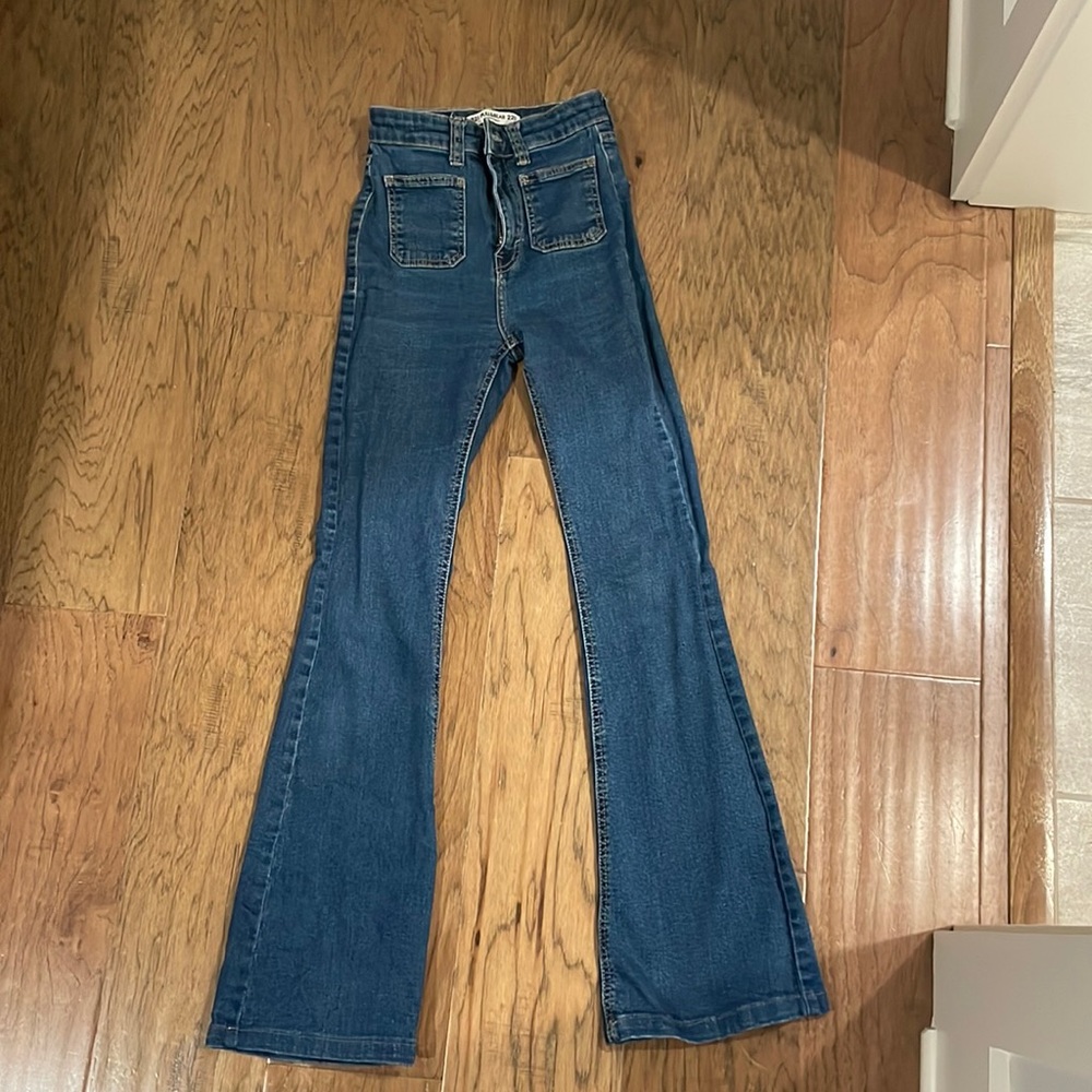 PULL AND BEAR Flared High-Waisted Jeans
